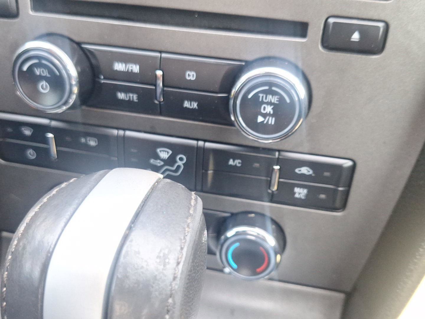 Used 2014 Ford Mustang GT w/ Equipment Group 301A image 28