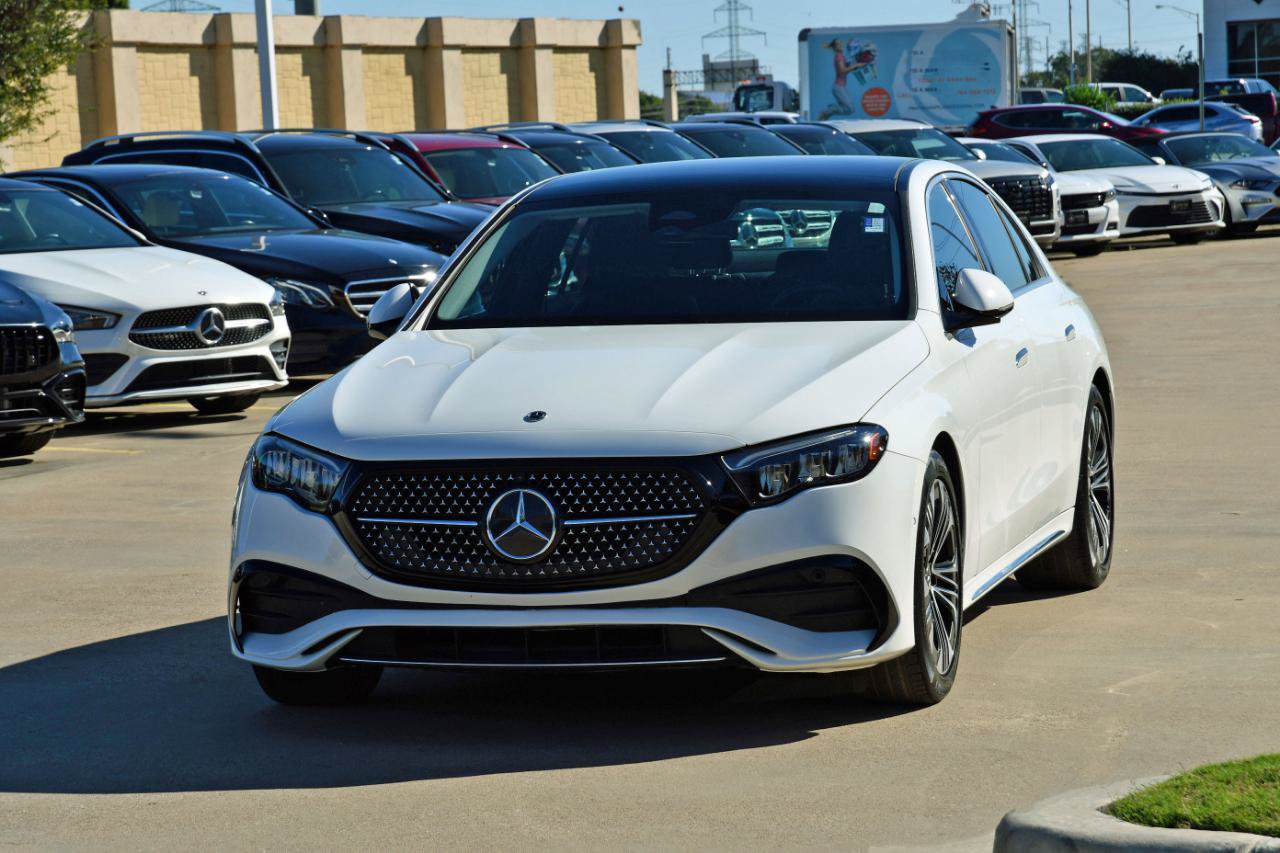 Used 2025 Mercedes-Benz E 350 Sedan image 2