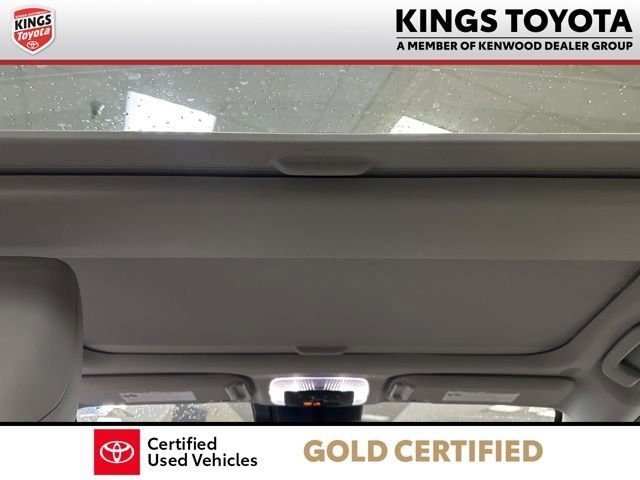 Certified 2023 Toyota Prius Limited AWD/4WD image 16