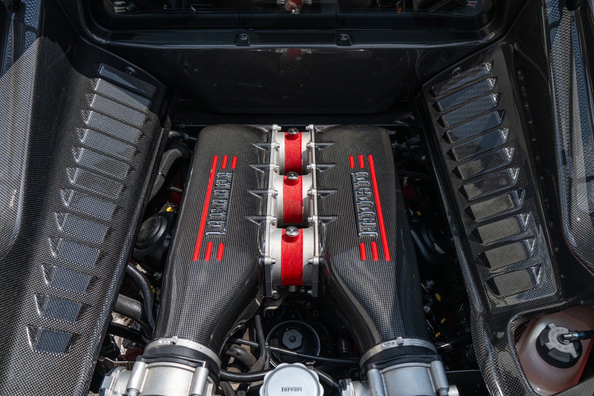 Used 2015 Ferrari 458 Speciale Coupe RWD image 93