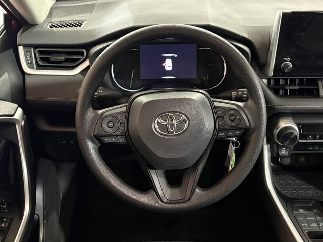 Certified 2023 Toyota RAV4 LE AWD/4WD image 22