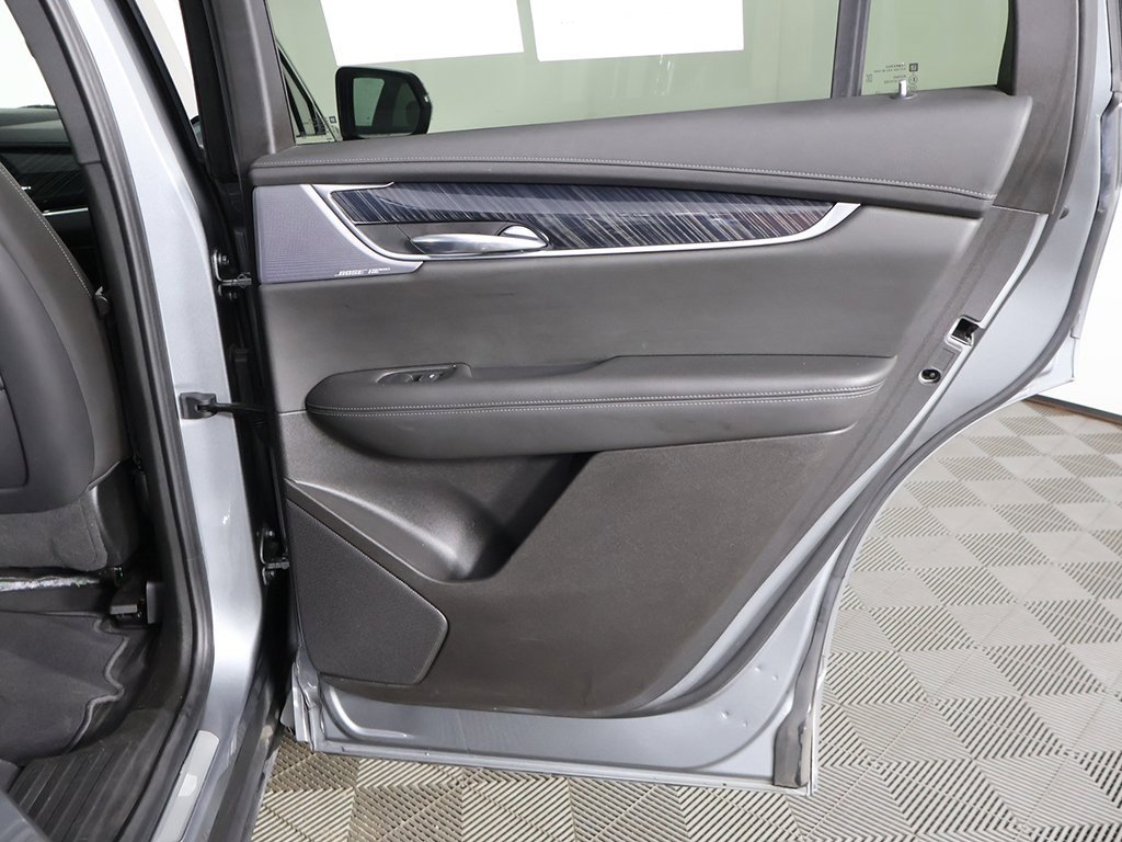 Used 2023 Cadillac XT6 Premium Luxury w/ Technology Package image 30