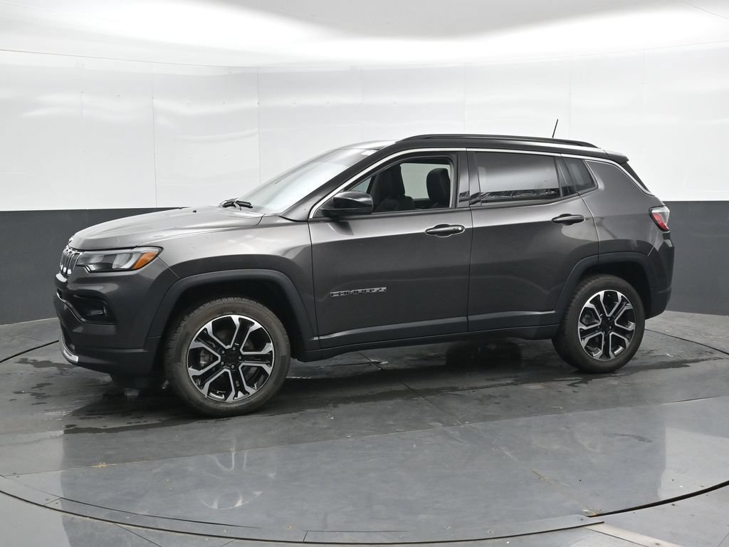 Used 2022 Jeep Compass Limited w/ Sun and Sound Group AWD/4WD image 9