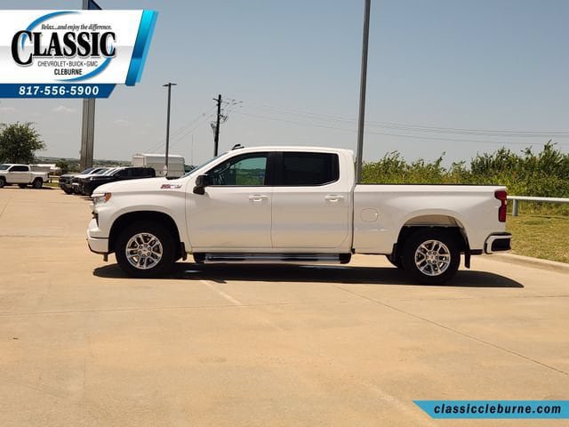 Used 2024 Chevrolet Silverado 1500 RST w/ Z71 Off-Road Package AWD/4WD image 7