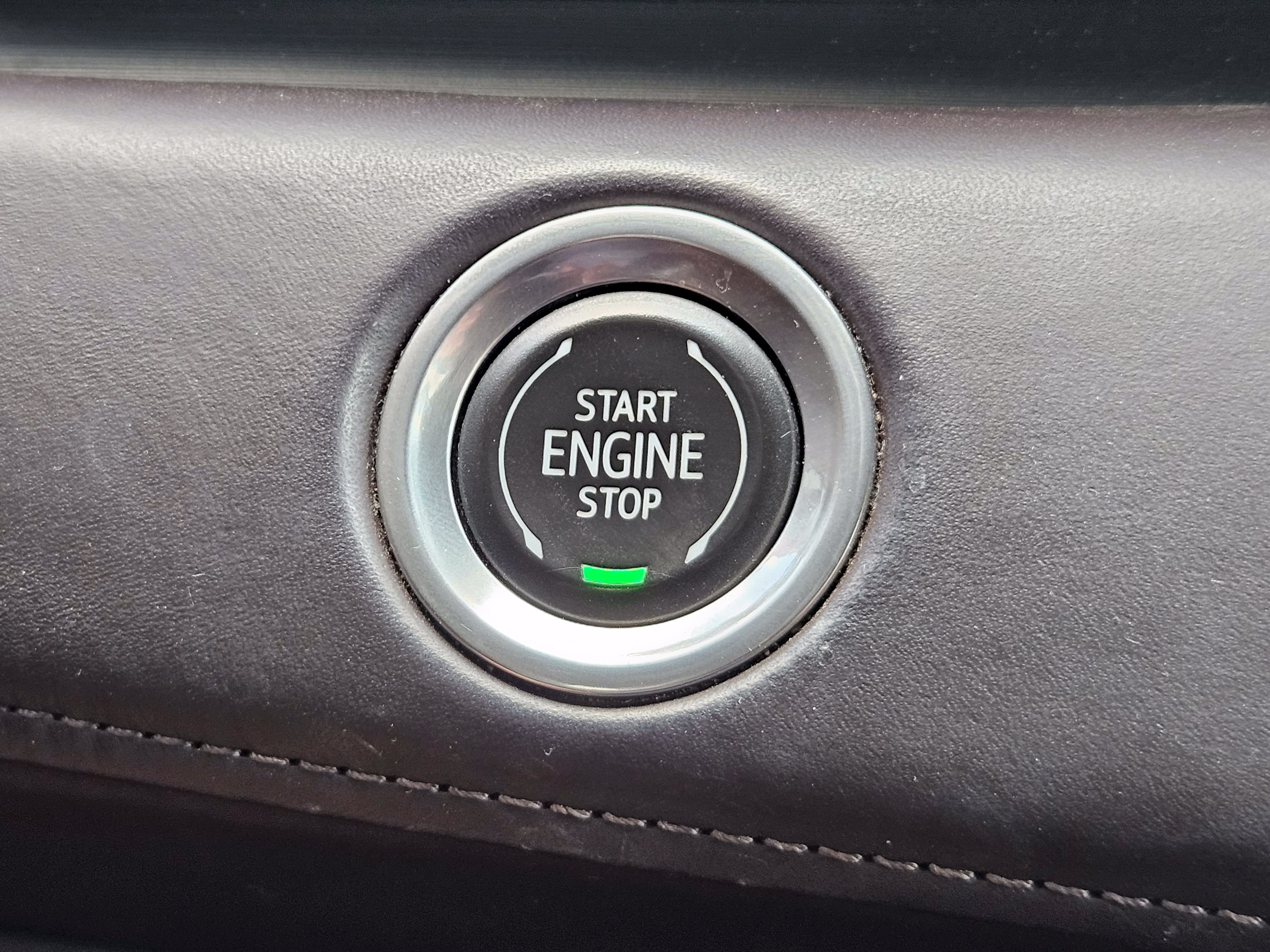 Used 2021 Cadillac Escalade Sport Platinum AWD/4WD image 21