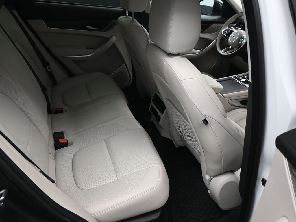 Used 2021 Jaguar F-PACE S image 9