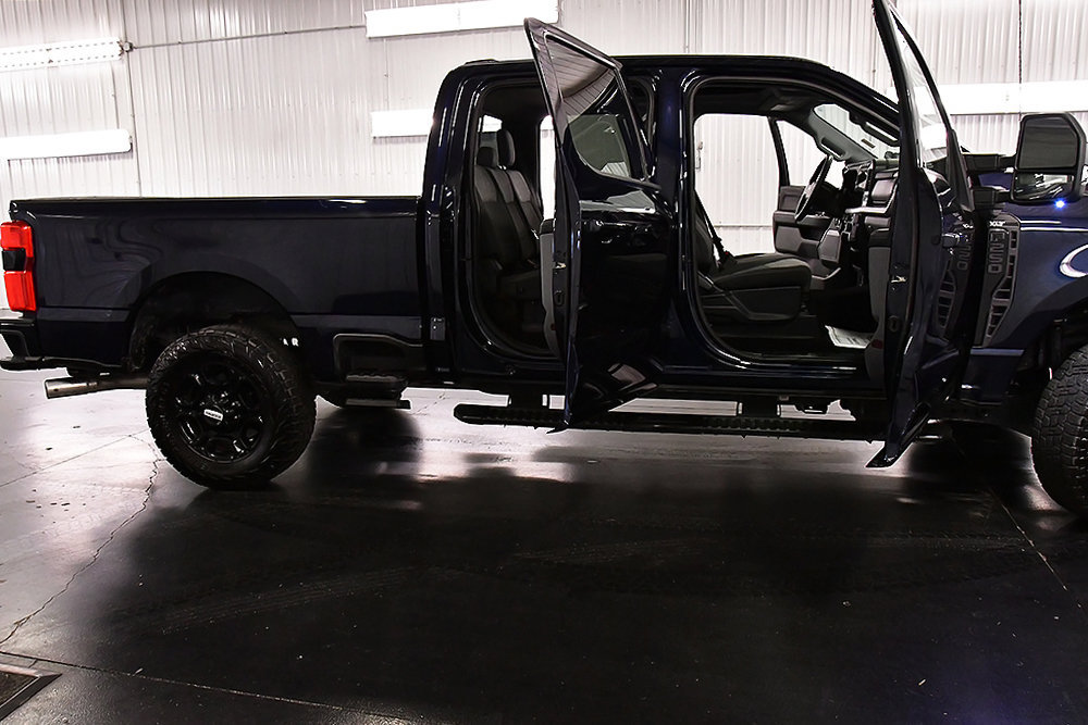 Used 2023 Ford F250 XLT w/ XLT Premium Package AWD/4WD image 30