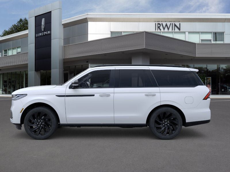 New 2026 Lincoln Navigator Reserve w/ Jet Appearance Package AWD/4WD image 3