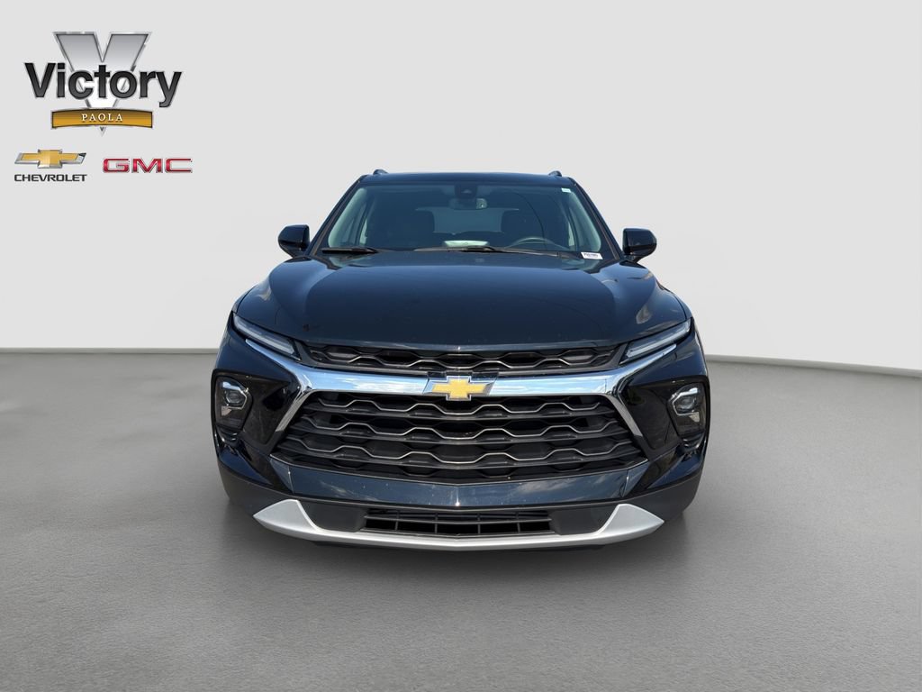 Used 2024 Chevrolet Blazer LT w/ Convenience Package FWD image 2