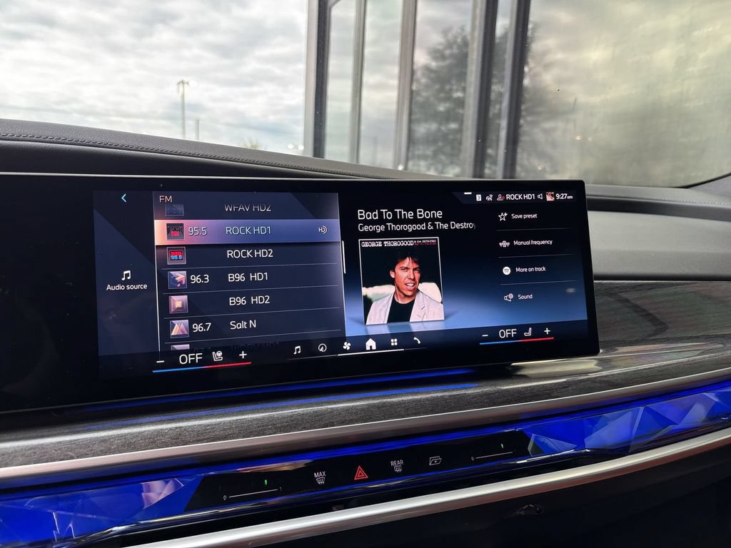 Certified 2024 BMW i7 eDrive50 RWD image 11