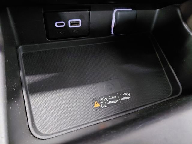 Certified 2024 GMC Yukon XL SLT image 33