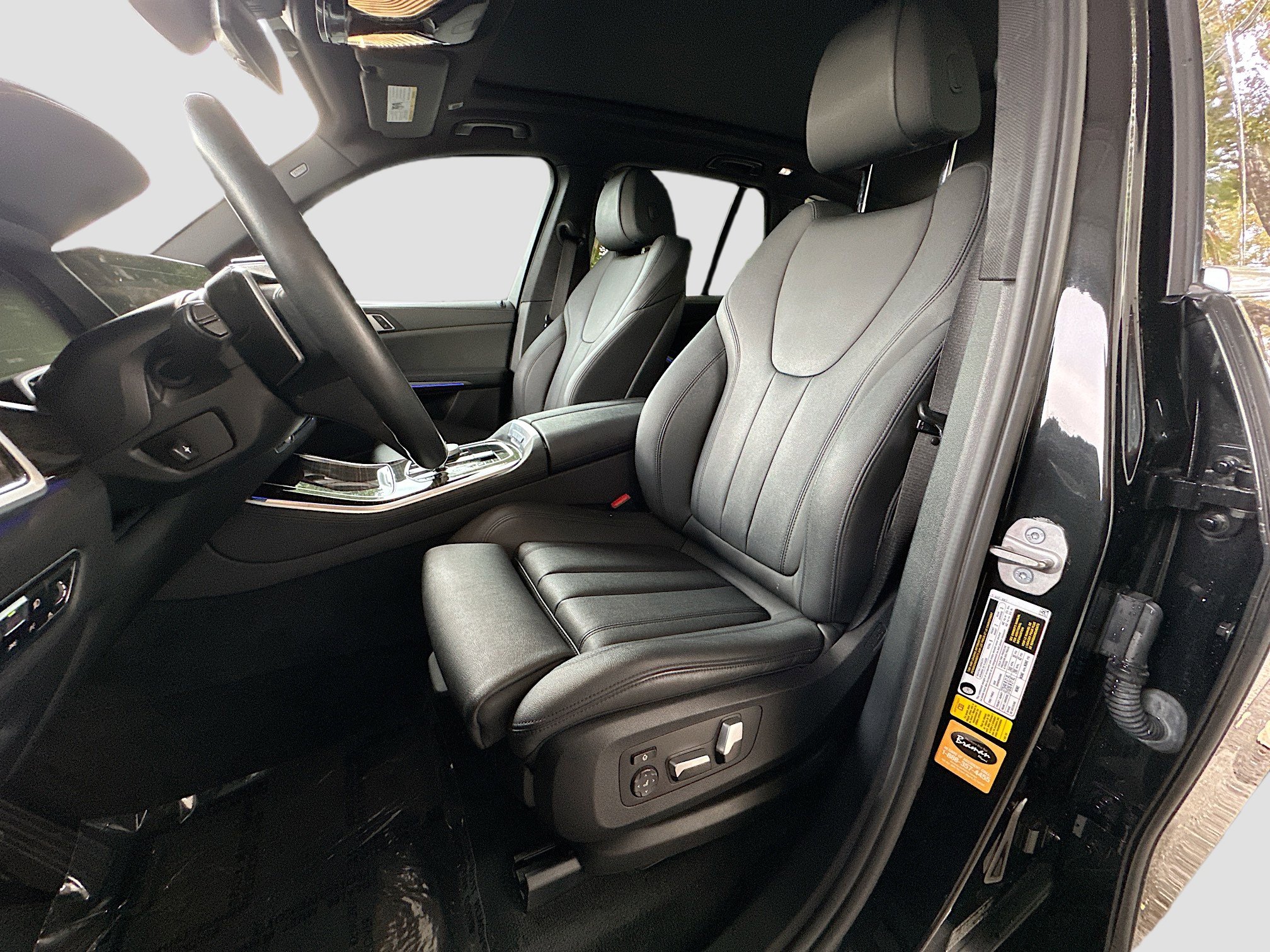 Used 2021 BMW X5 sDrive40i w/ Premium Package image 22