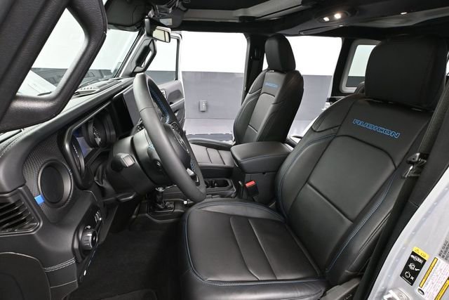 Used 2024 Jeep Wrangler Unlimited Rubicon 4xe AWD/4WD image 27