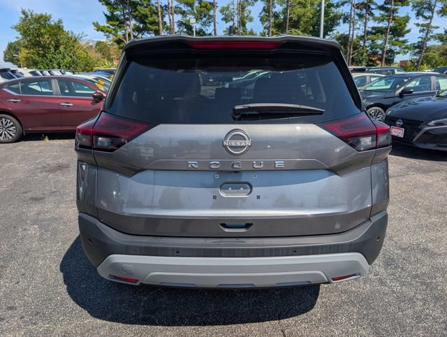 Used 2023 Nissan Rogue S FWD image 4