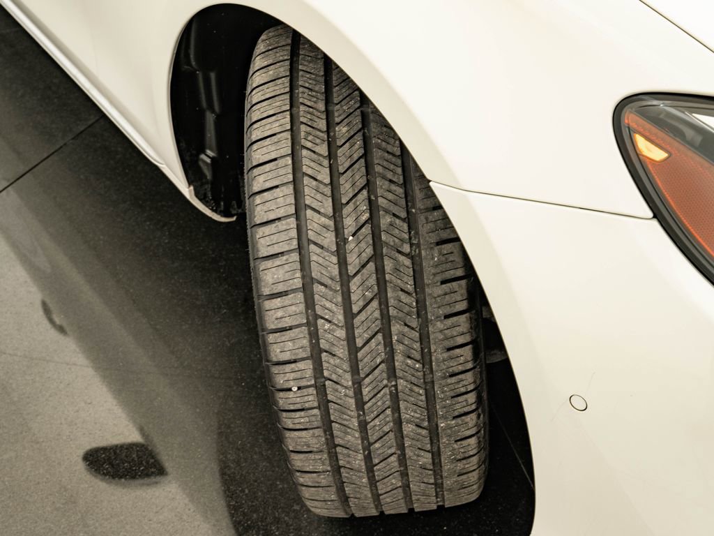 Used 2018 Mercedes-Benz E 400 4MATIC Wagon image 55
