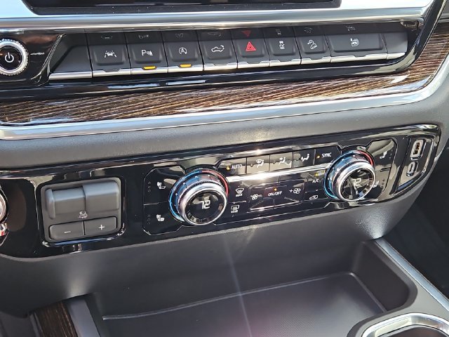 New 2026 GMC Sierra 1500 Elevation w/ Elevation Premium Package AWD/4WD image 27