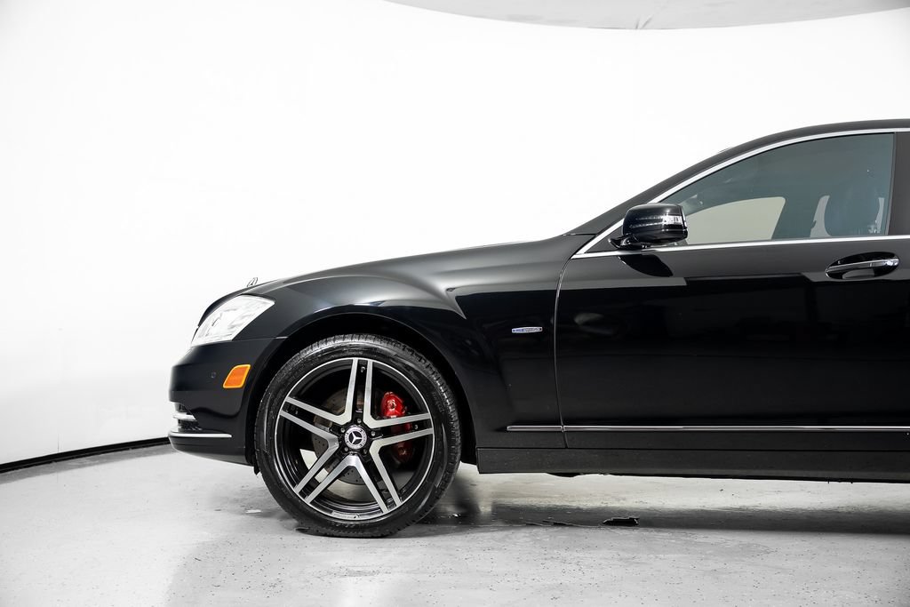 Used 2012 Mercedes-Benz S 550 image 12