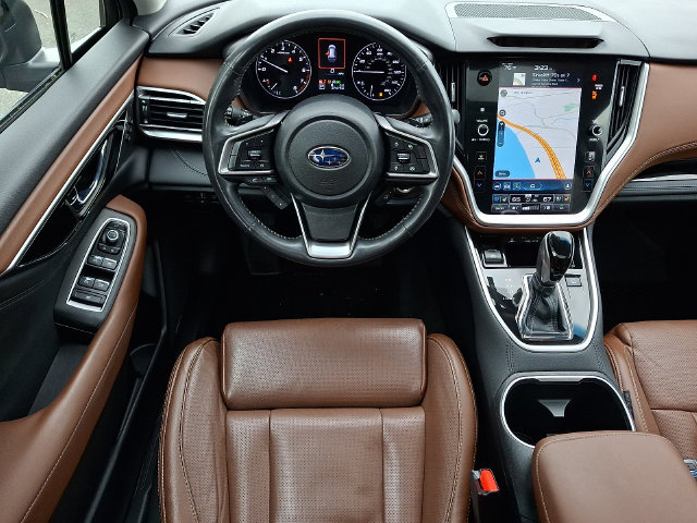 Used 2022 Subaru Outback Touring AWD/4WD image 12