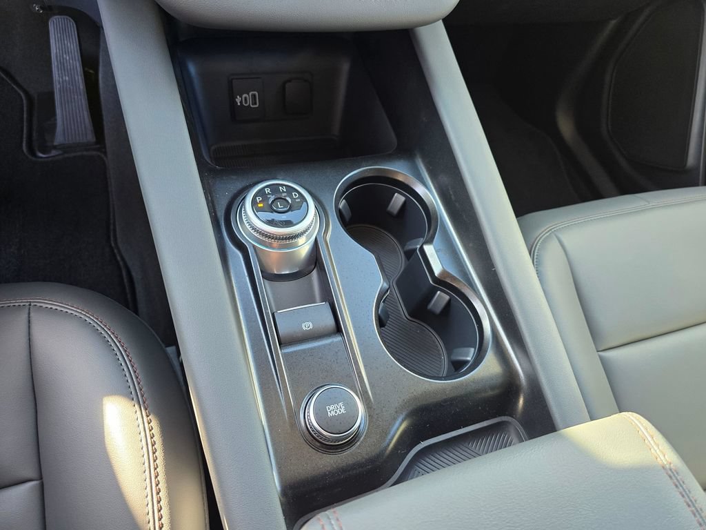 New 2026 Ford Explorer Active w/ Active Comfort Package AWD/4WD image 25