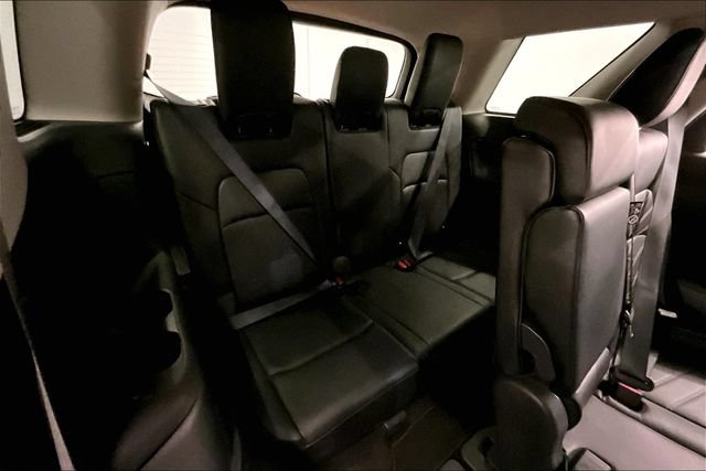 Used 2023 Nissan Pathfinder Platinum w/ Cargo Package AWD/4WD image 33