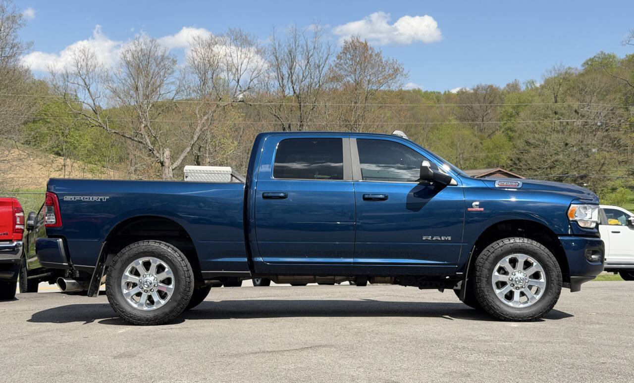 Used 2022 RAM 2500 Big Horn w/ Level 1 Equipment Group AWD/4WD image 2