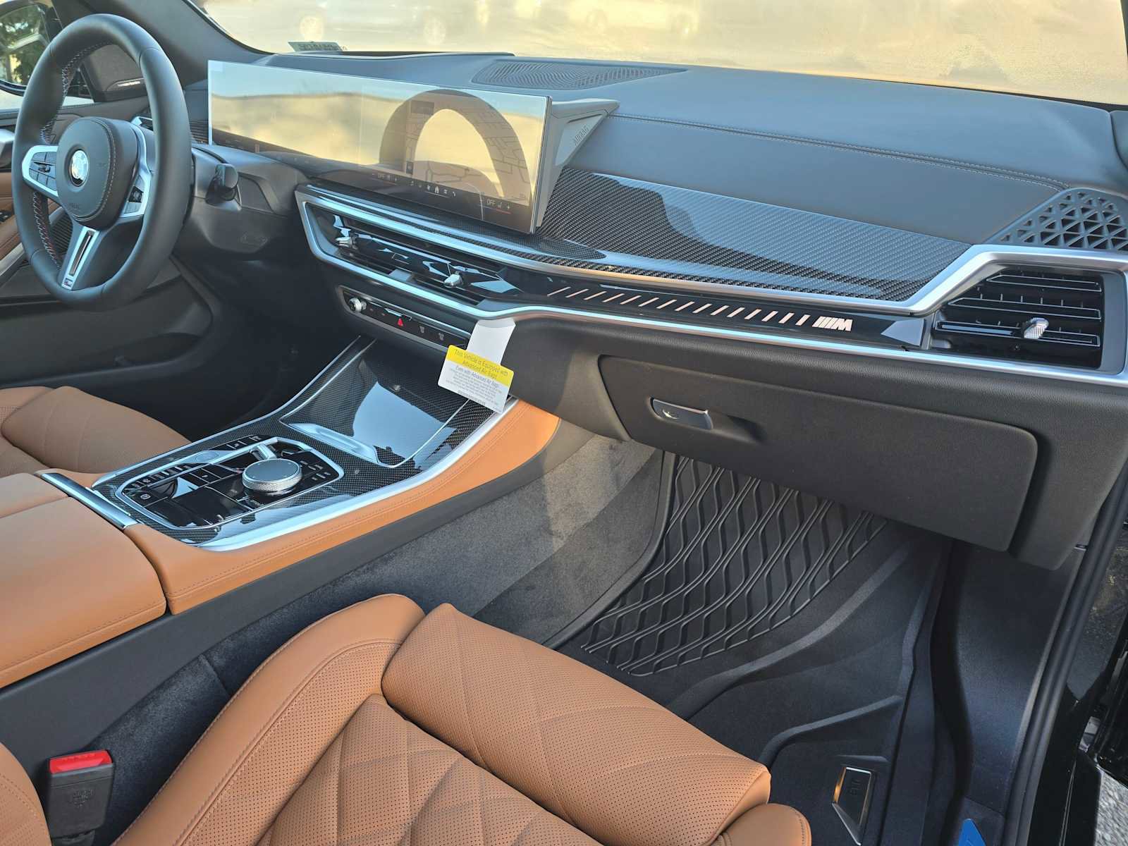 Used 2025 BMW X5 M60i w/ Climate Comfort Package image 10