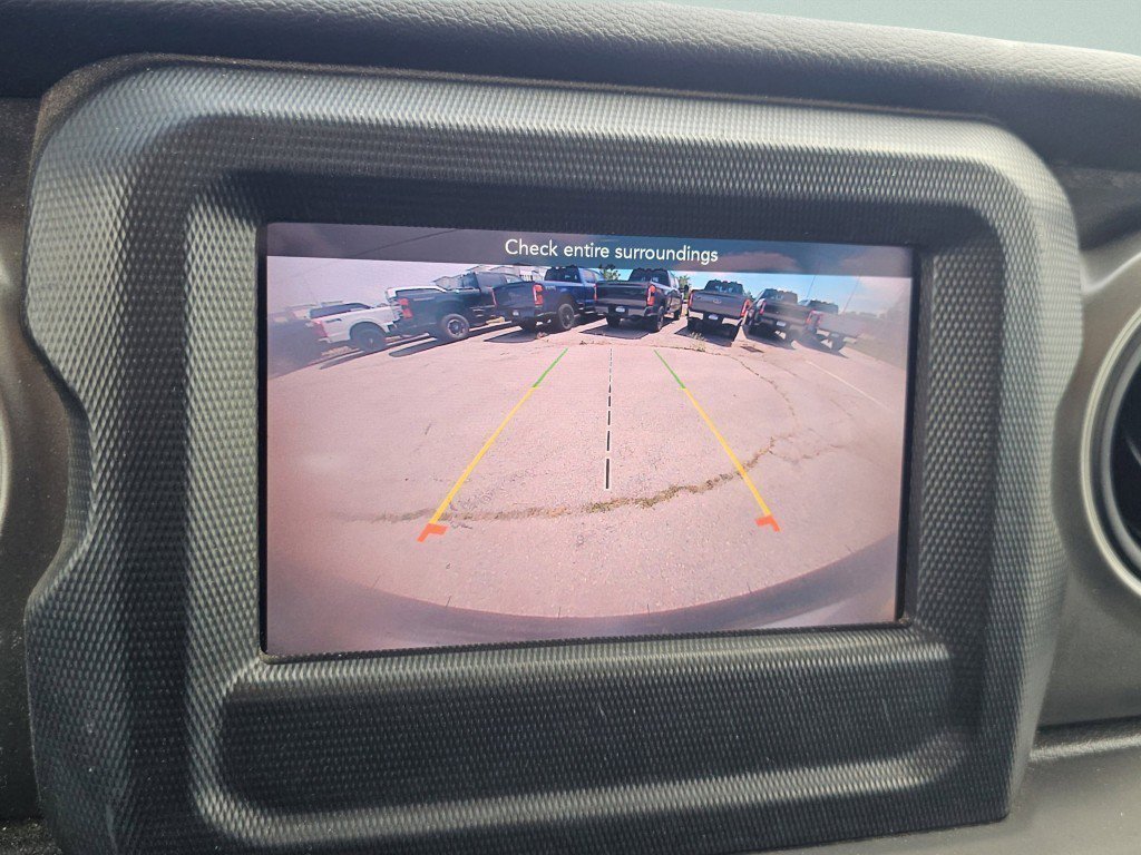 Used 2023 Jeep Wrangler Unlimited Sport AWD/4WD image 8