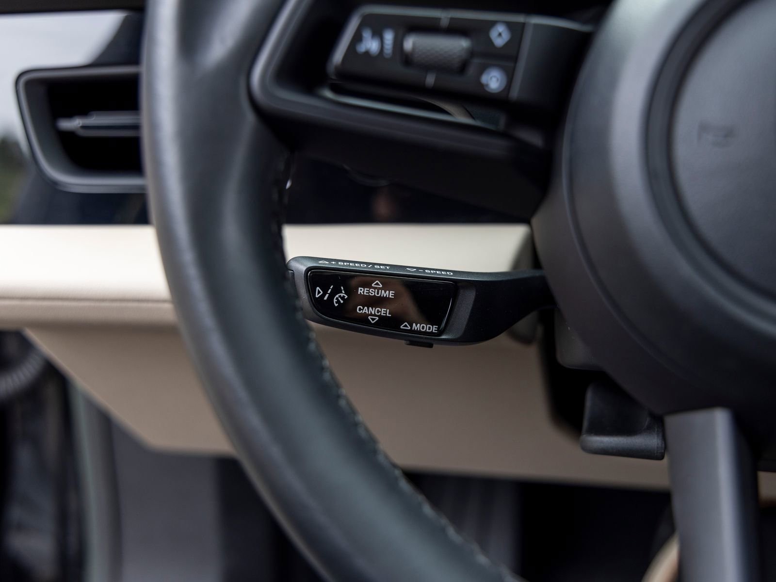 Certified 2023 Porsche Taycan image 34