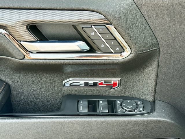 Used 2023 GMC Sierra 1500 AT4 w/ Technology Package AWD/4WD image 18