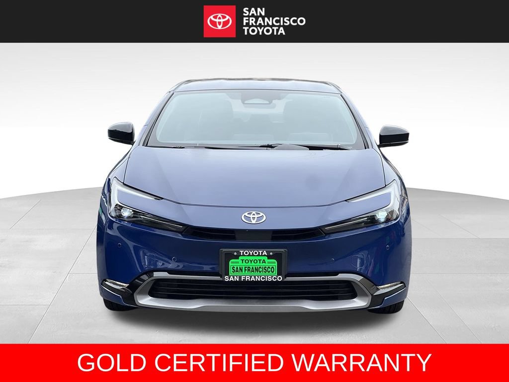 Certified 2025 Toyota Prius XLE FWD image 8