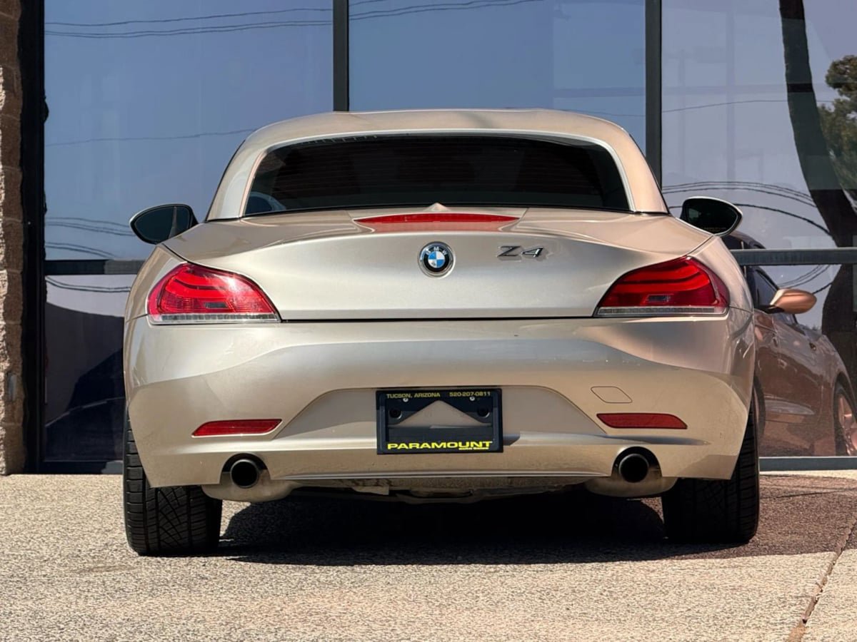 Used 2011 BMW Z4 sDrive35i image 13