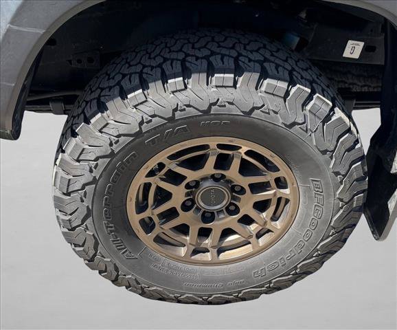Certified 2021 Toyota Tacoma TRD Off-Road AWD/4WD image 9