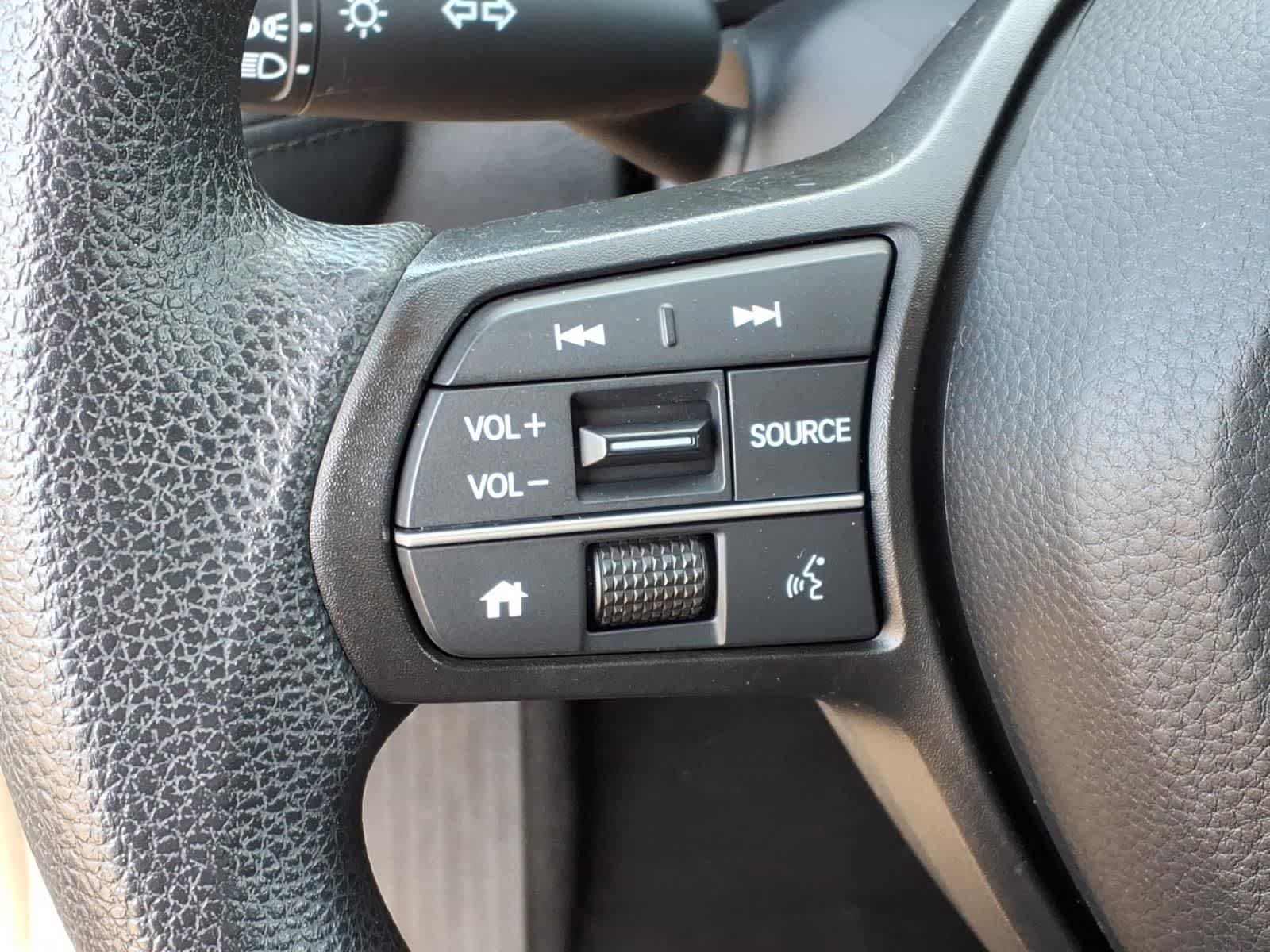 Used 2024 Honda HR-V LX image 17