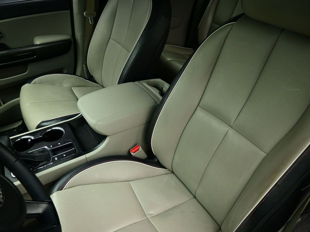 Certified 2020 Kia Sedona EX image 23