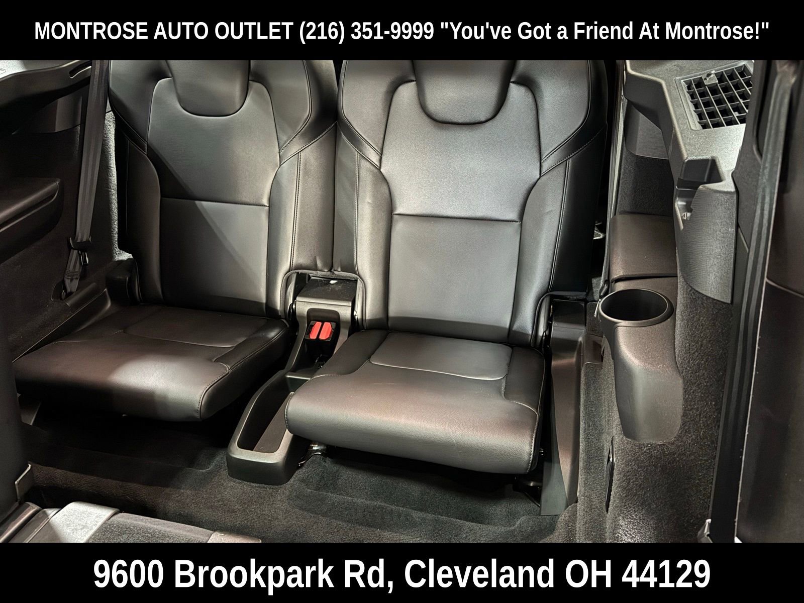 Used 2022 Volvo XC90 T5 Momentum image 40