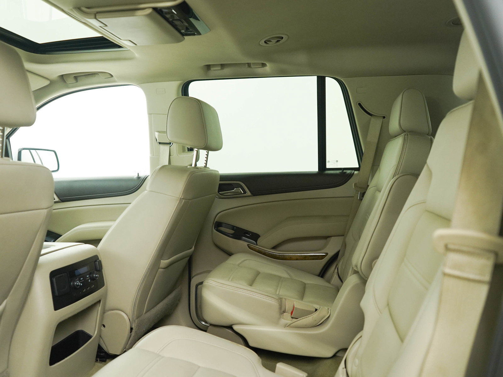 Used 2017 GMC Yukon Denali w/ Open Road Package image 20