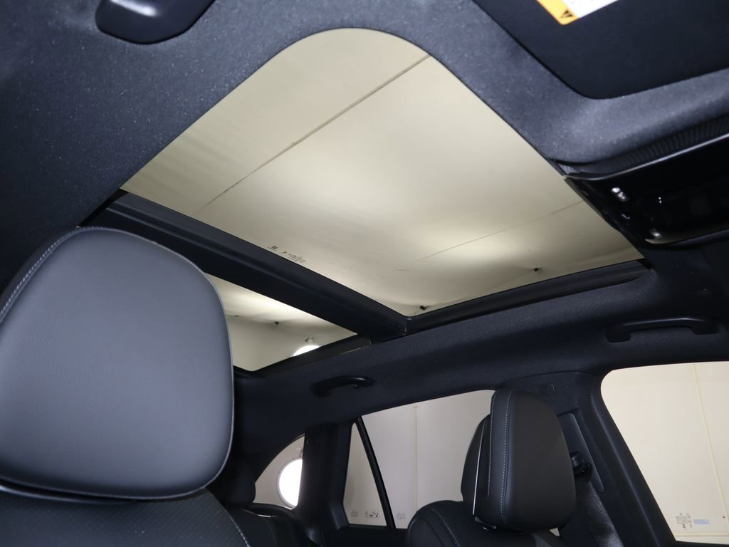 Certified 2026 Mercedes-Benz GLC 300 image 20