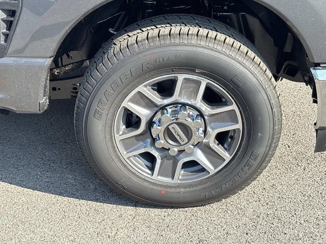 New 2026 Ford F350 Lariat RWD image 9