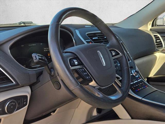 Used 2019 Lincoln Nautilus Reserve image 10