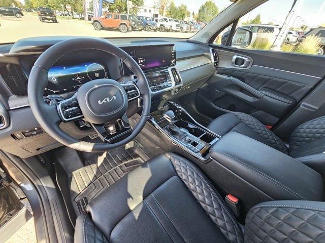 Used 2023 Kia Sorento SX Prestige image 15