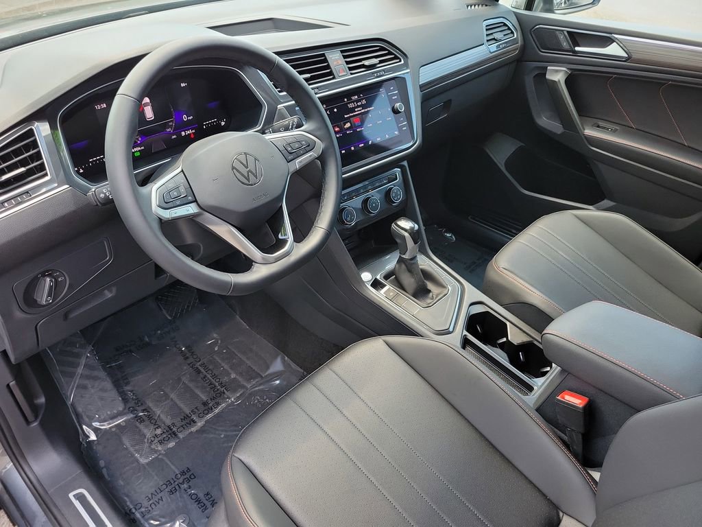Used 2024 Volkswagen Tiguan Wolfsburg Edition image 23