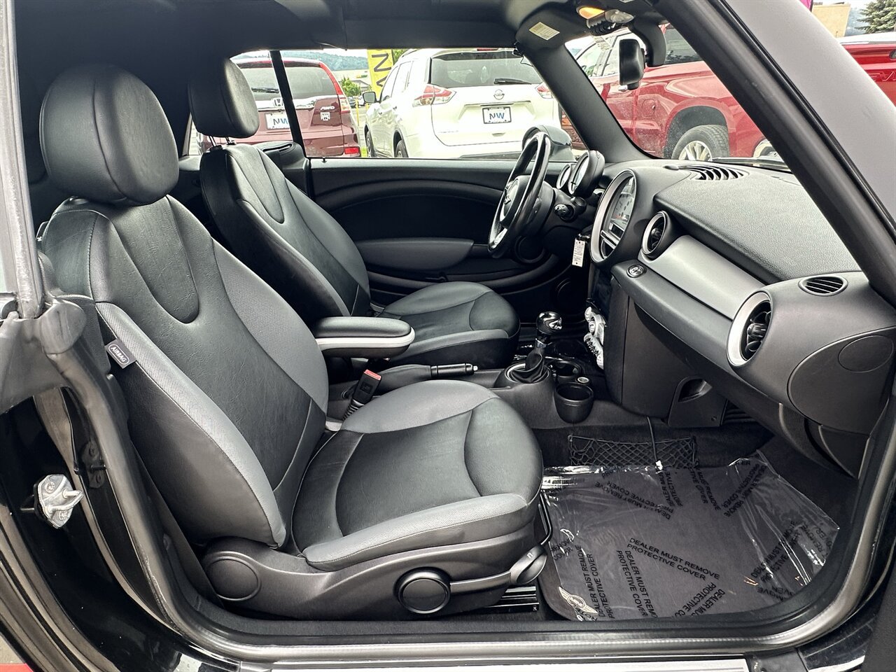Used 2010 MINI Cooper Convertible FWD image 5