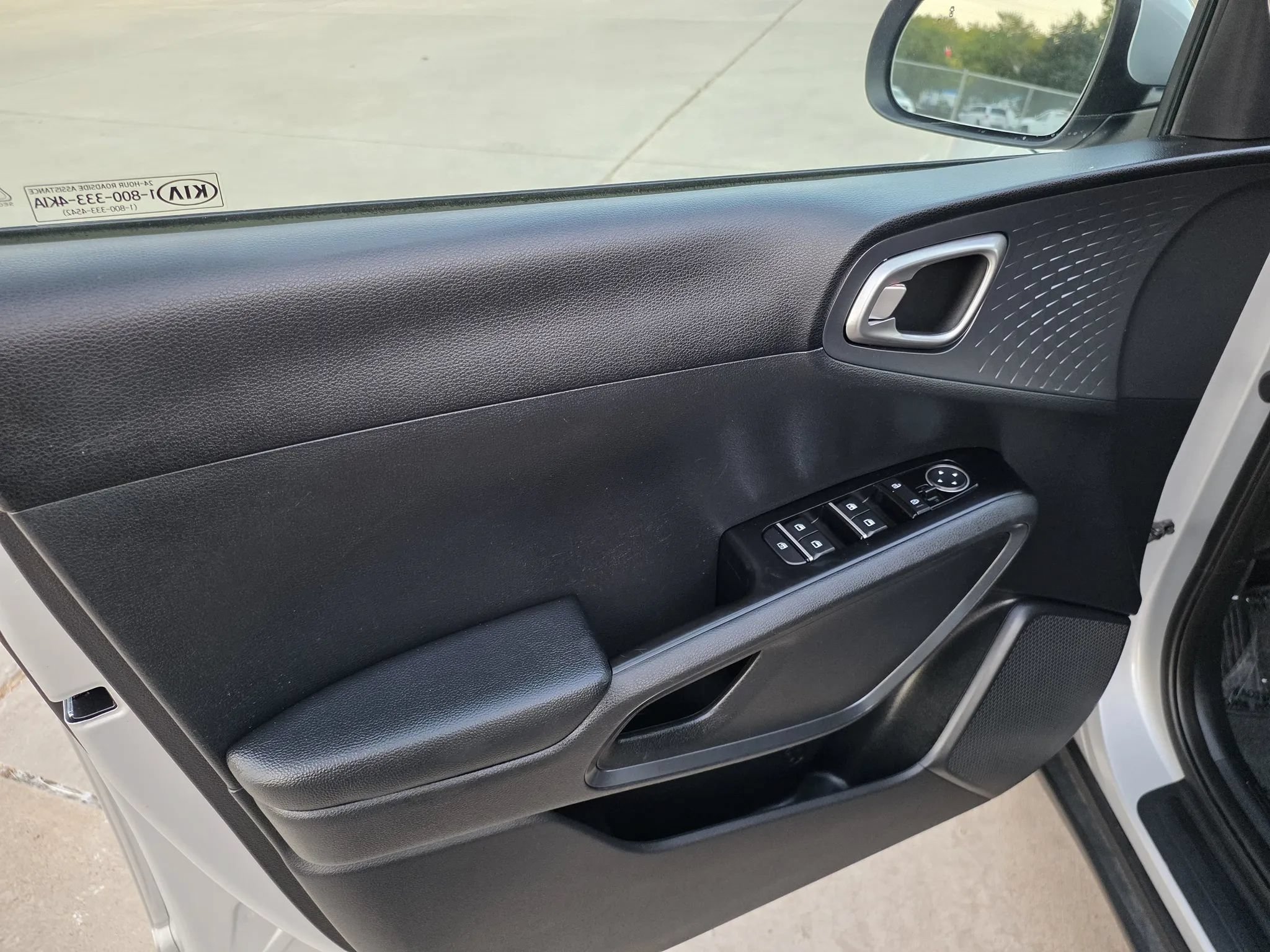 Used 2021 Kia Soul S FWD image 14