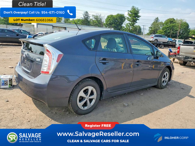 Used 2013 Toyota Prius Two FWD image 4