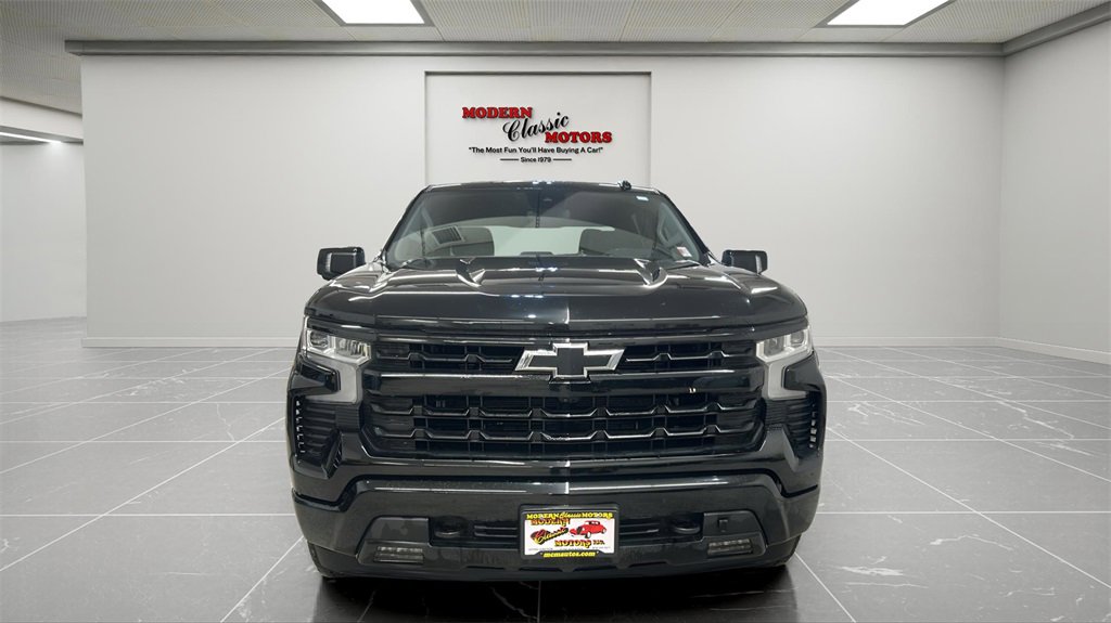 Used 2022 Chevrolet Silverado 1500 RST image 2