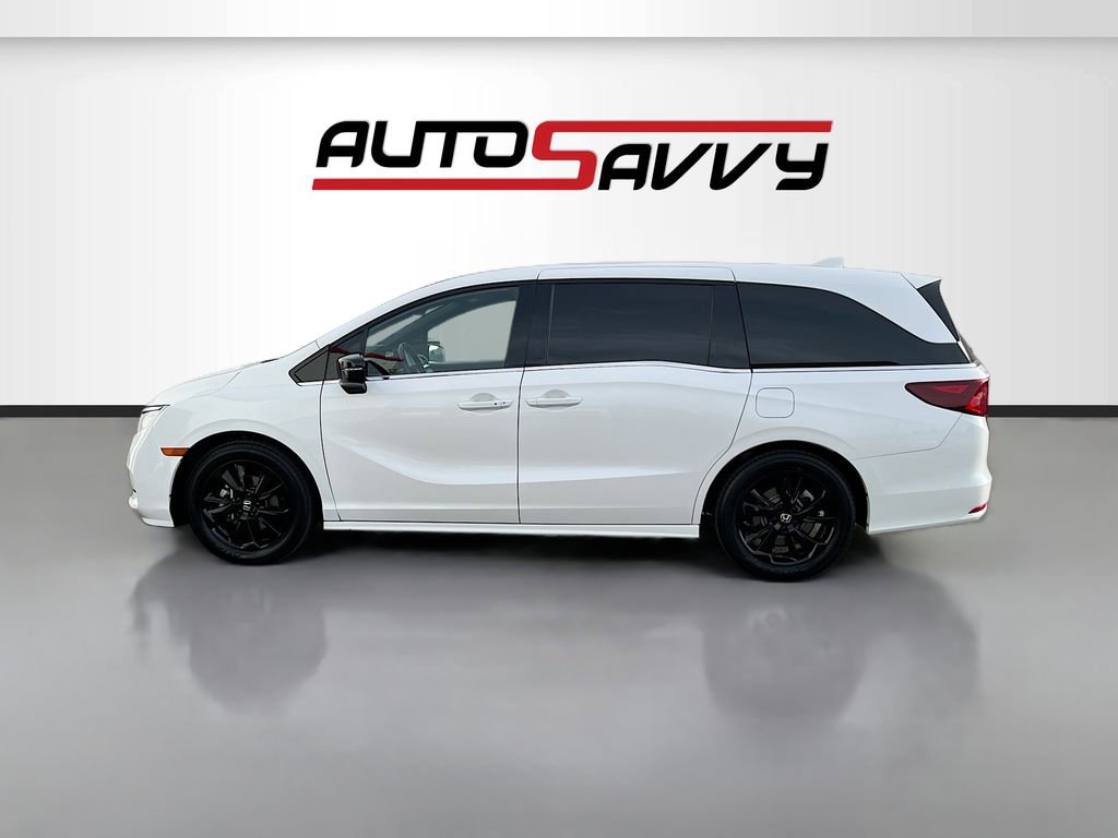 Used 2024 Honda Odyssey Sport image 4