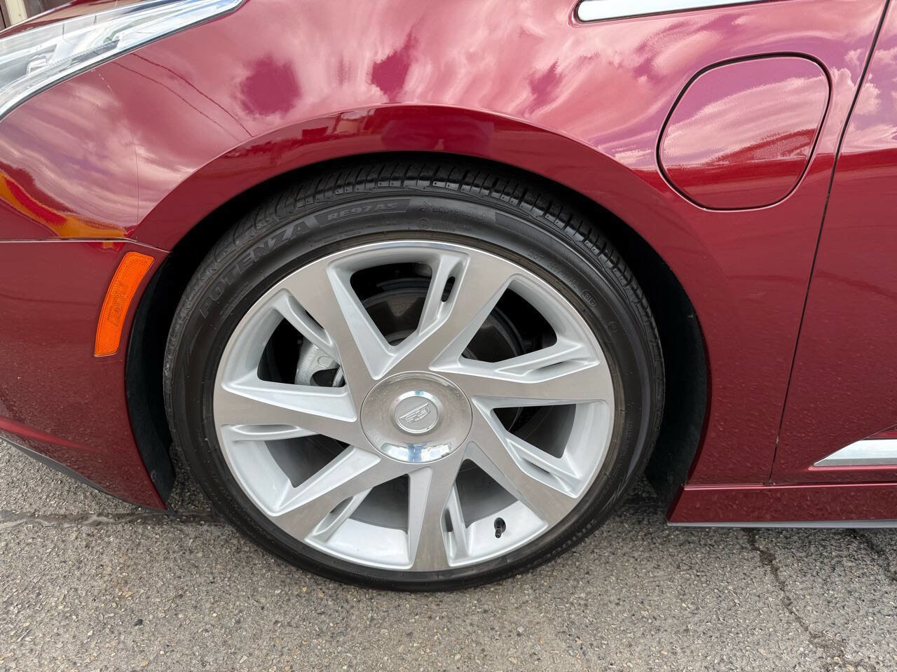 Used 2016 Cadillac ELR image 22