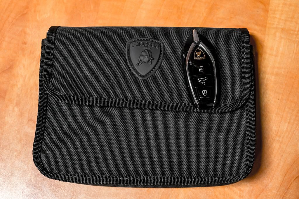 Used 2024 Lamborghini Urus Performante AWD/4WD image 67