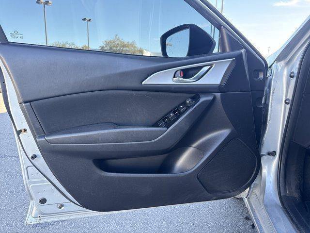 Used 2017 MAZDA MAZDA3 Sport w/ Preferred Equipment Package image 15
