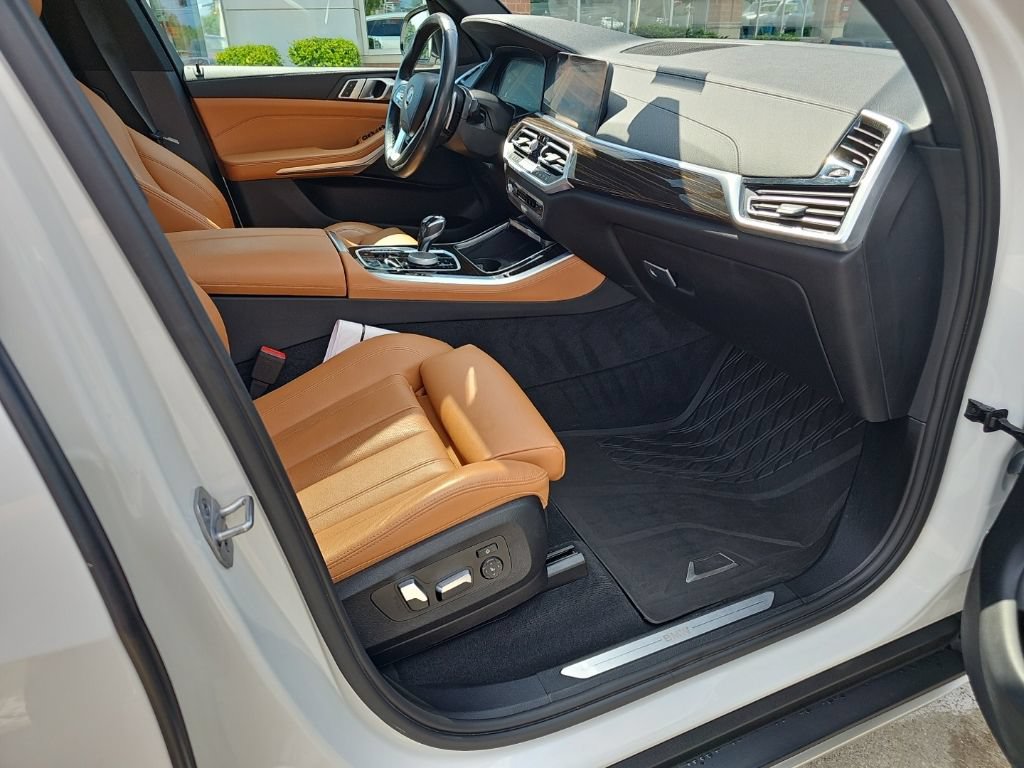 Used 2021 BMW X5 xDrive40i w/ Convenience Package AWD/4WD image 27